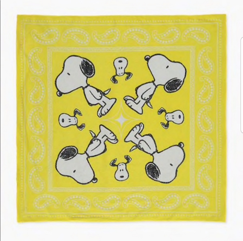 NIP Yellow Snoopy Bandana